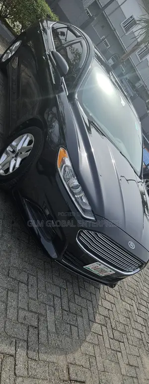 Ford Fusion SE 4dr Sedan (2.5L 4cyl 6A) 2014 Black