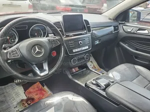 Mercedes-Benz GLE-Class 2016 Red