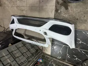 C300 2014/15 Front Bumper Direct Tokunbo Extra Clean