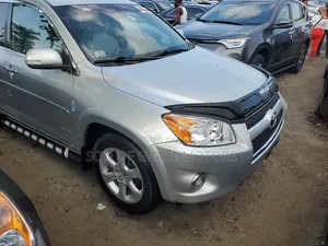 Toyota RAV4 3.5 Limited 4x4 2010 Silver