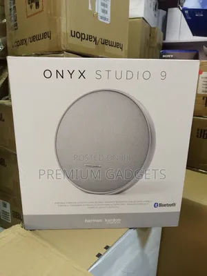 Onyx Studio 9