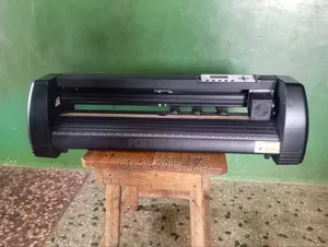 Black 2ft Plotting Machine