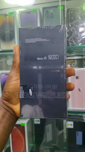 New Samsung Galaxy S22 Ultra 5G 512 GB