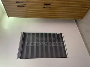 Uncluttered Window Blinds
