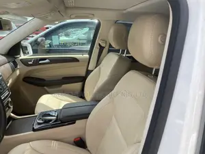 Mercedes-Benz GLE-Class GLE 350d 4MATIC 2018 White