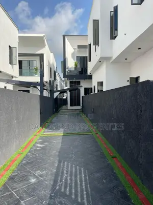 4bdrm Duplex in Ajah for sale
