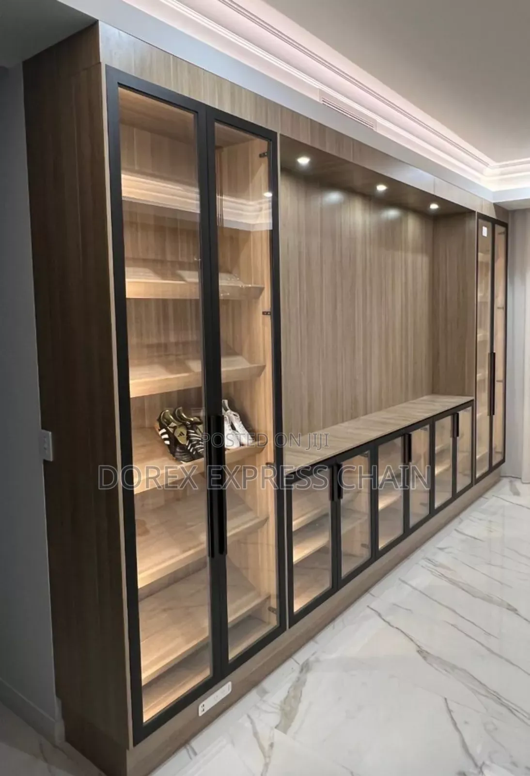 Multifunctional Wardrobe For Luxury!