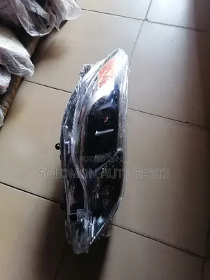 Headlamp Avalon 2014 2015 2017 Passenger Side Available