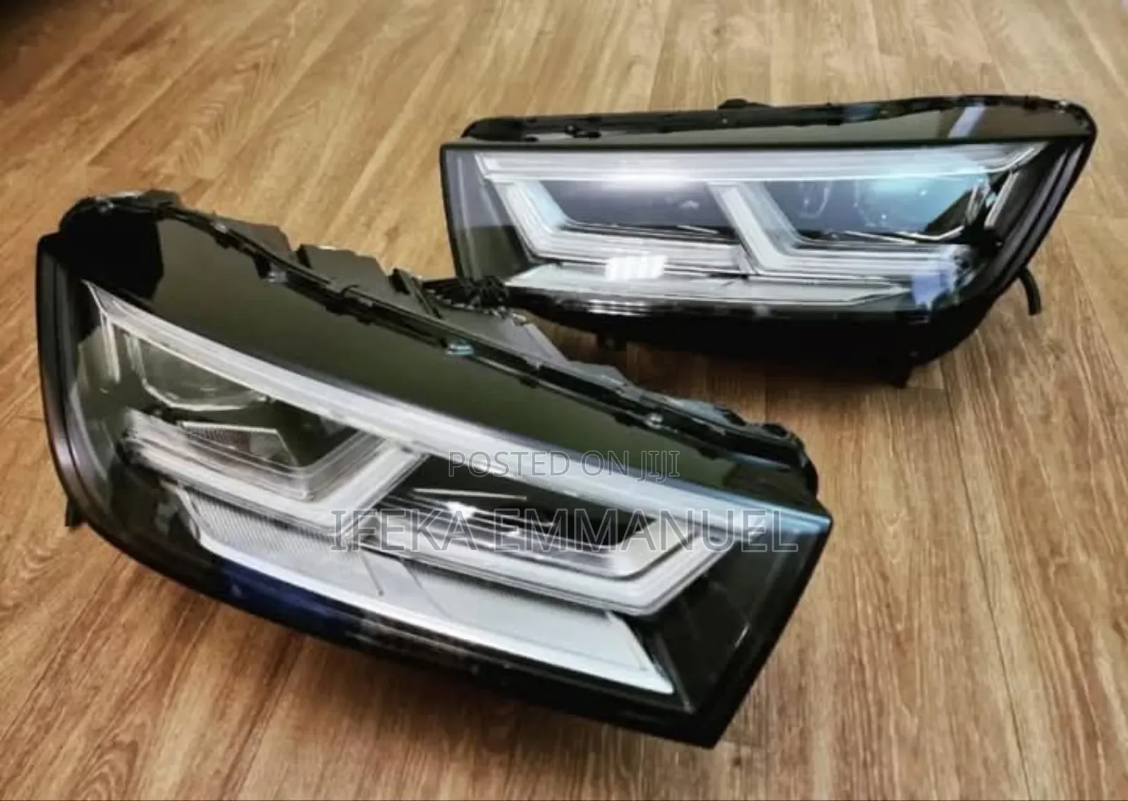 Headlights Audi Q5 2017