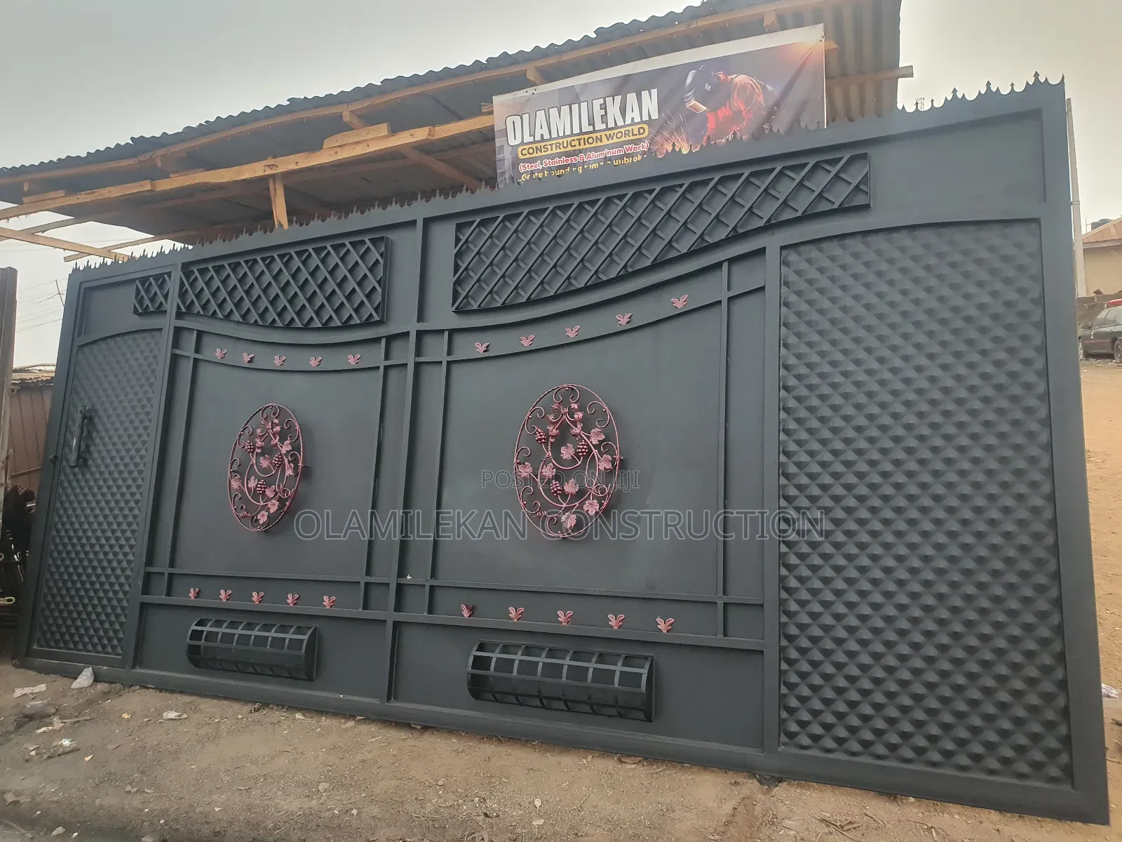 Luxury Sliding Gate.
