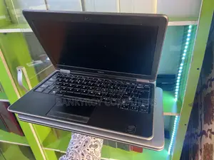 Laptop Dell Latitude E7240 16GB Intel Core I7 SSD 256GB