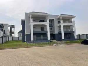 3bdrm Block of Flats in Guzape District for rent