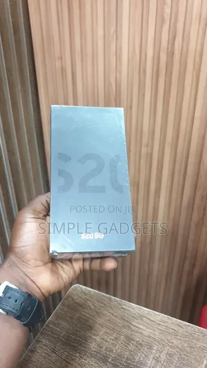 New Samsung Galaxy S20 128 GB