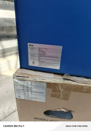 1800w JCNS Solar Generator With 320w Double Panel 52v