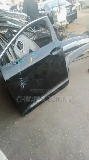 Lexus Rx350 2018 Model Front Door Left Side