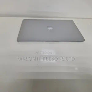Laptop Apple MacBook 2016 8GB Intel Core I5 SSD 512GB