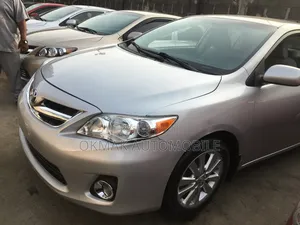 Toyota Corolla 2010 Silver