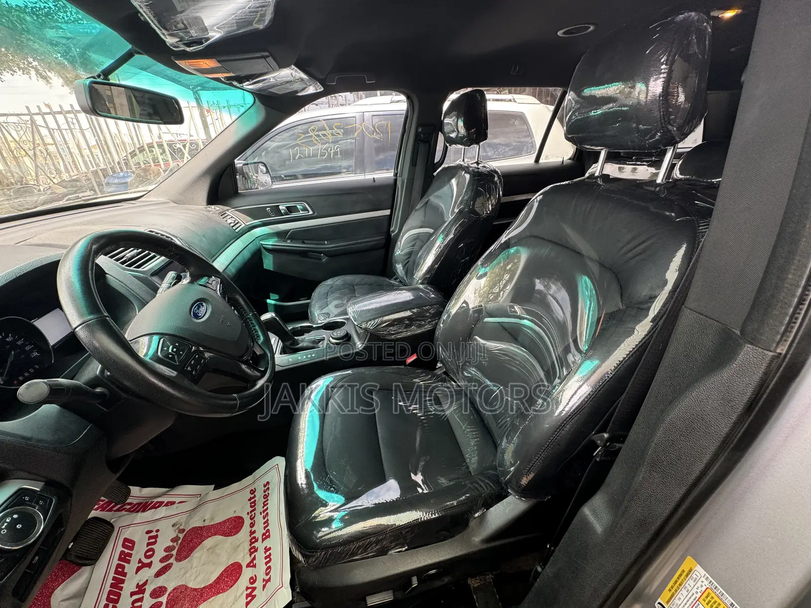 Ford Explorer 2018 Silver