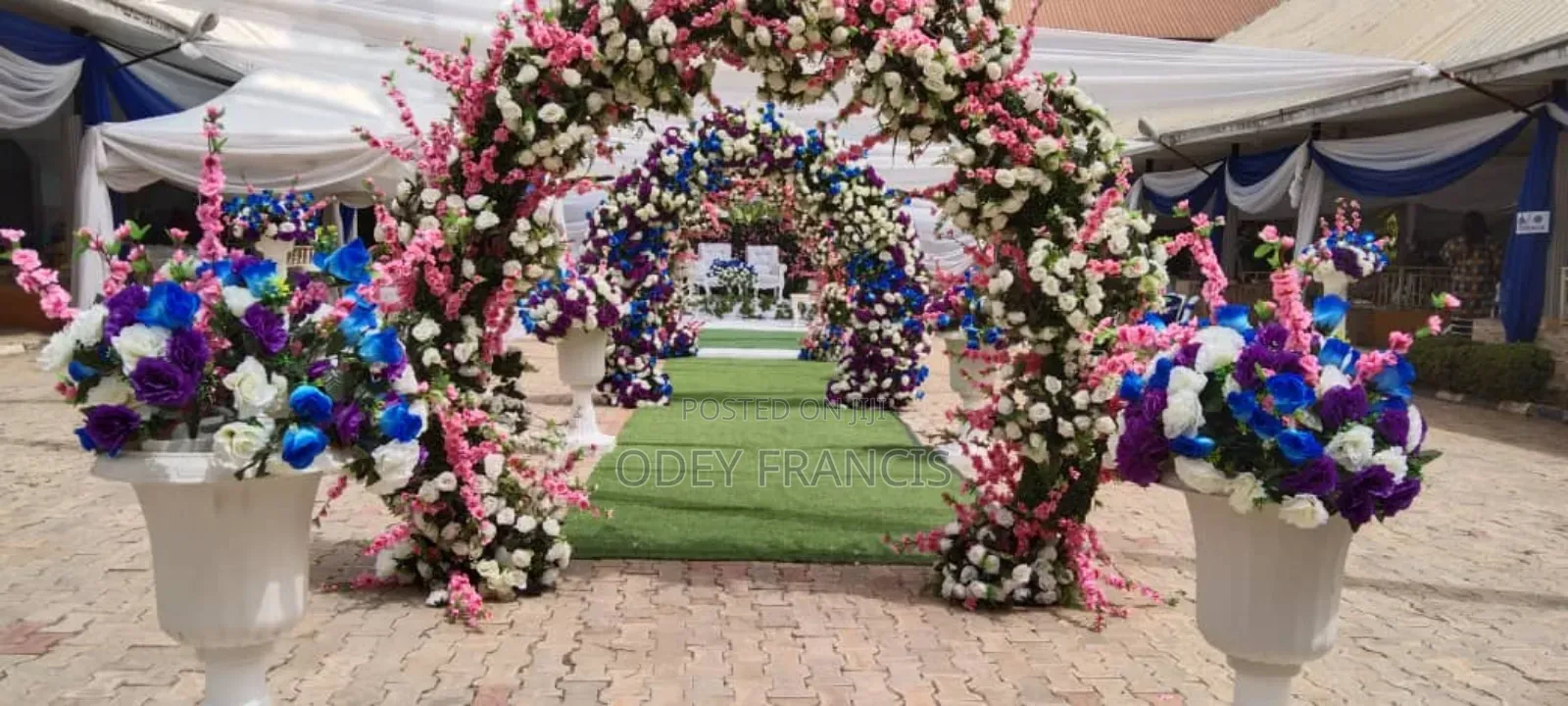 Traditional Wedding Decor