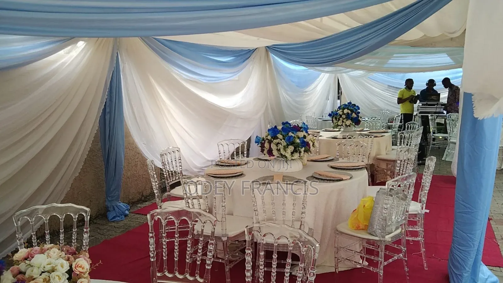 Traditional Wedding Decor