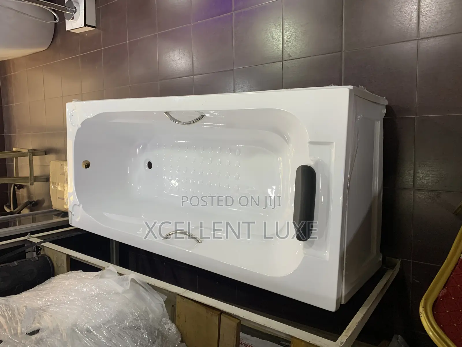 Fiber Panel Bathtub