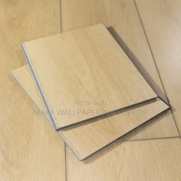 SPC Click Floor Is Designed to Withstand Water and Moisture
