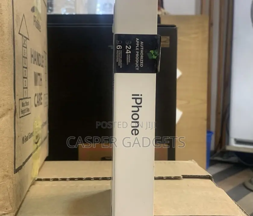 New Apple iPhone 15 256 GB Black