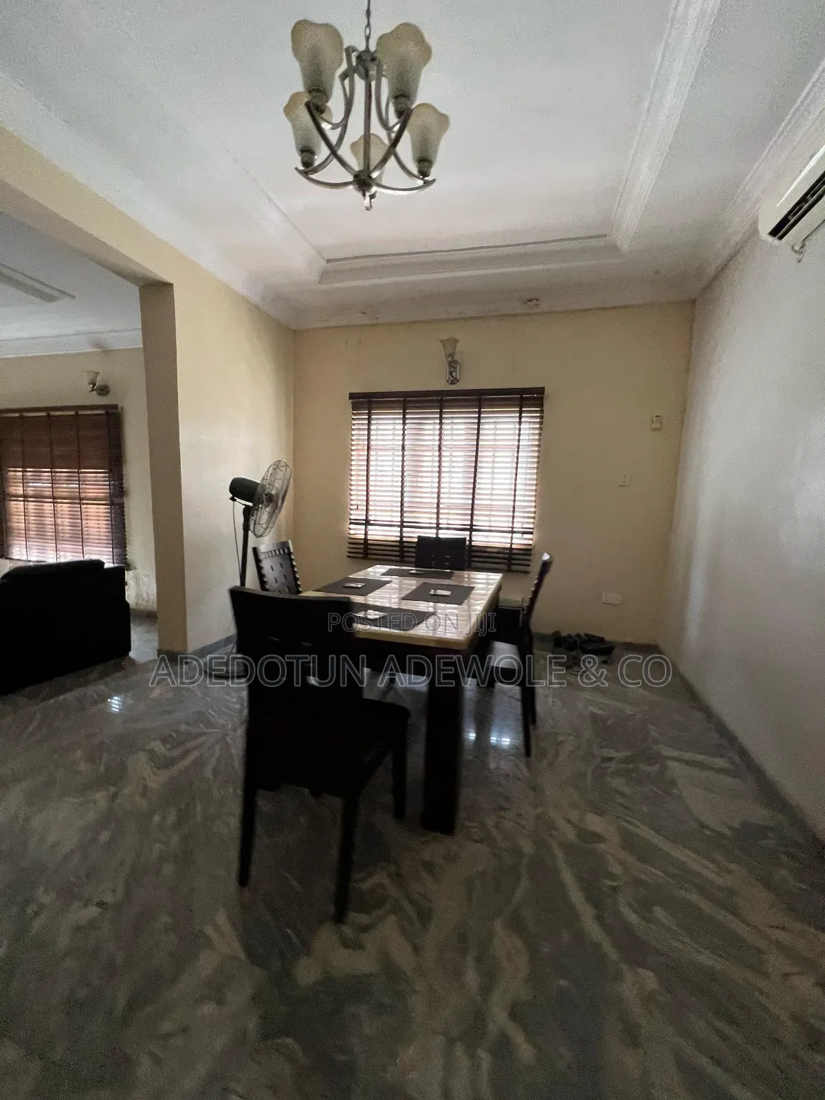 4bdrm Duplex in Akinfenwa Close,, Akobo for sale