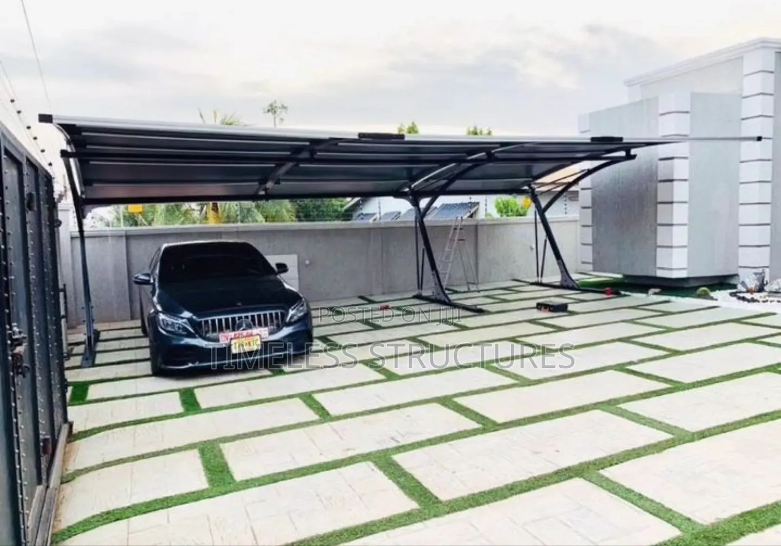 Imported R2d Carport