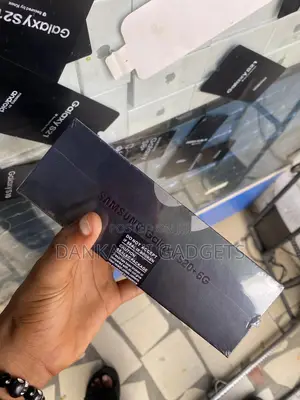 New Samsung Galaxy S20+ 128 GB Black