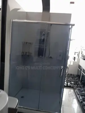 Shower Cubicle With Power Shower