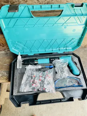 Mini Ceiling Artifact Nail Gun With 100 Pics Of Nail