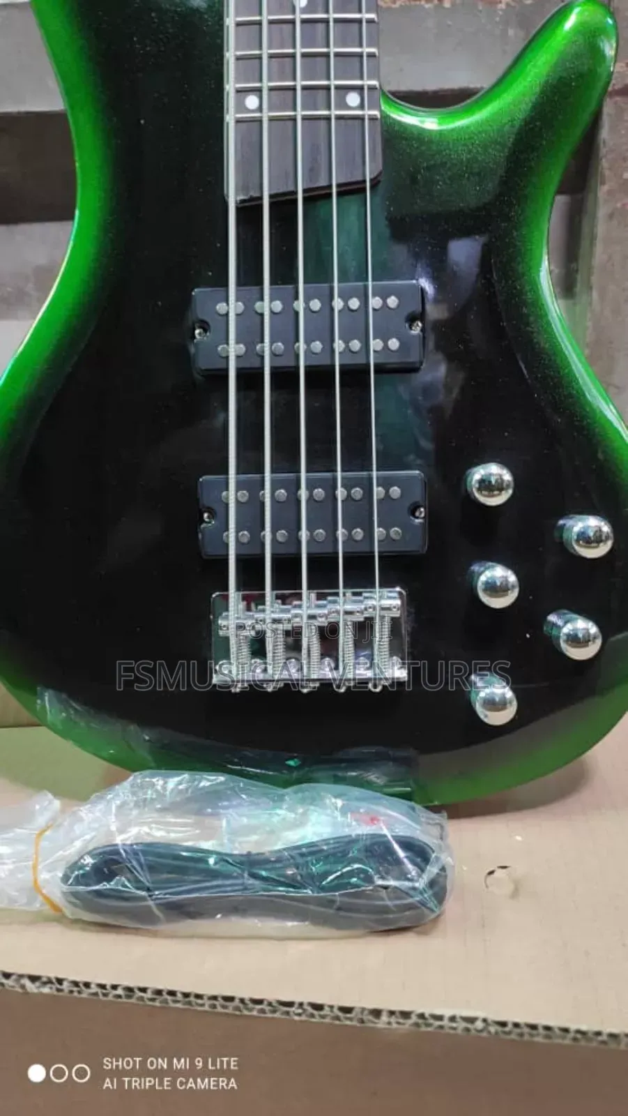 Ibanez SDGR 5 Strings Bass Guitar