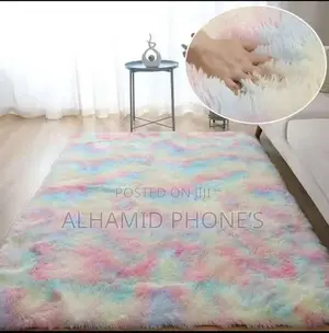 Fluffy Centre Rug