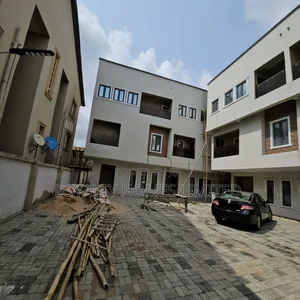 4bdrm Duplex in Gbagada for sale