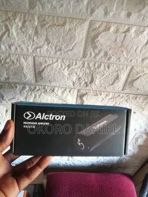 Photo - Alctron Headphone Amplifier Ha-8
