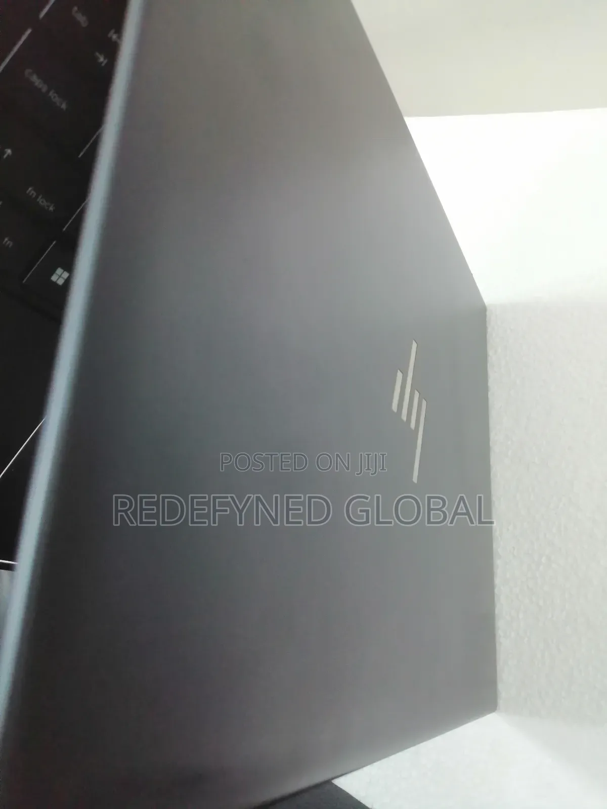 Laptop HP Dragonfly G3 16GB Intel Core I7 SSD 512GB
