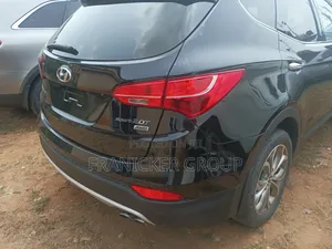 Hyundai Santa Fe 2013 Black