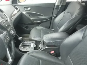 Hyundai Santa Fe 2013 Black