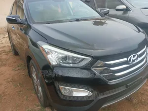Hyundai Santa Fe 2013 Black