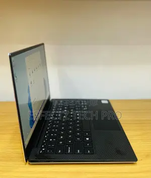 Laptop Dell XPS 13 7390 8GB Intel Core I5 SSD 256GB
