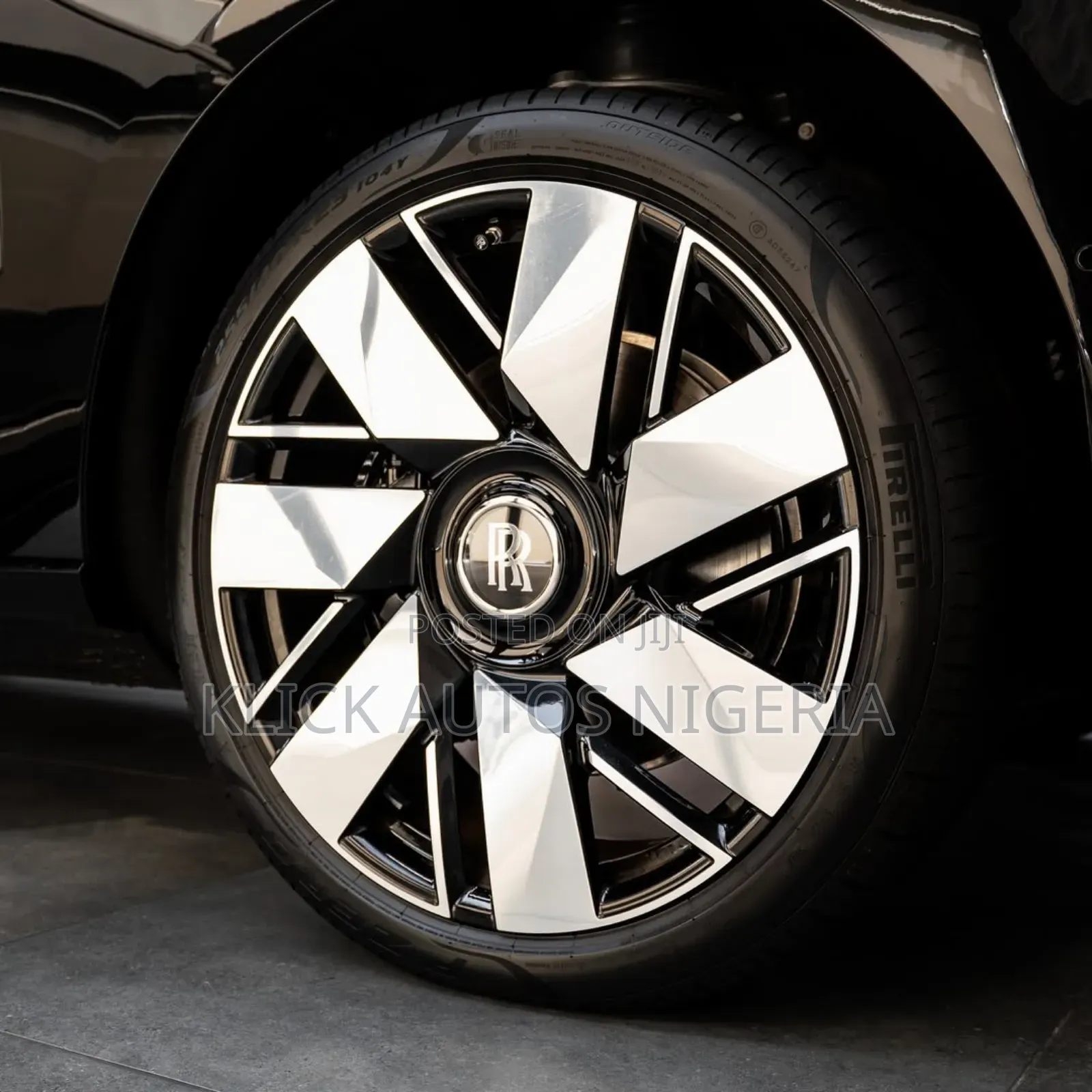 New Rolls-Royce Cullinan 2025 Black