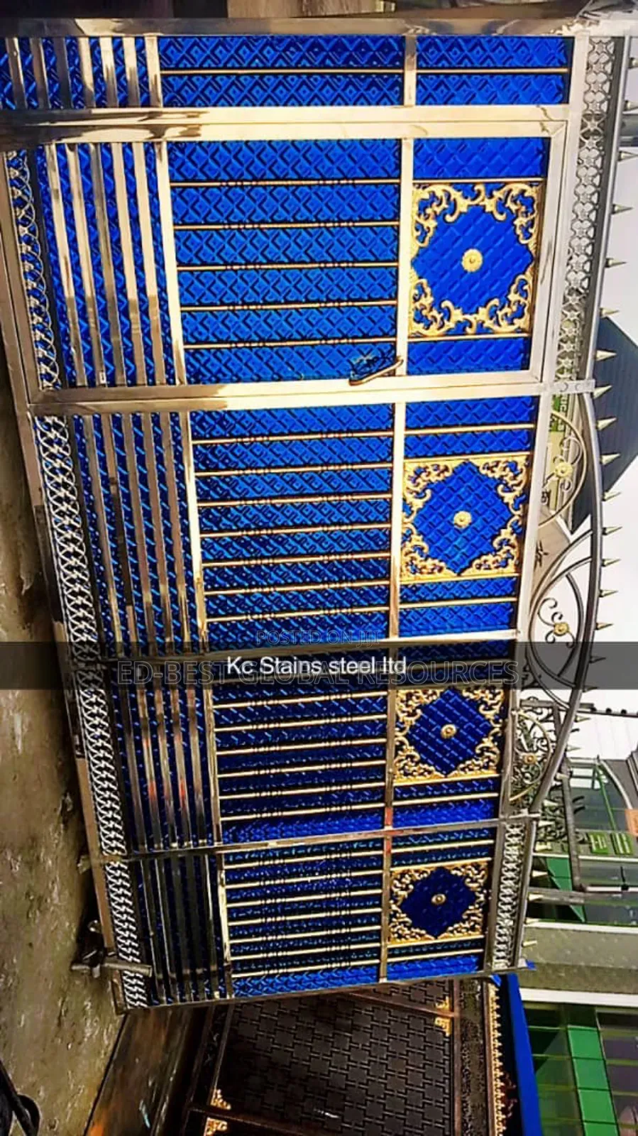 Blue Chaker Pan Gate