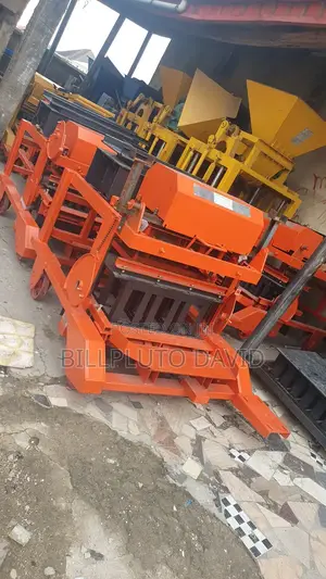 Concrete Block Making Machine