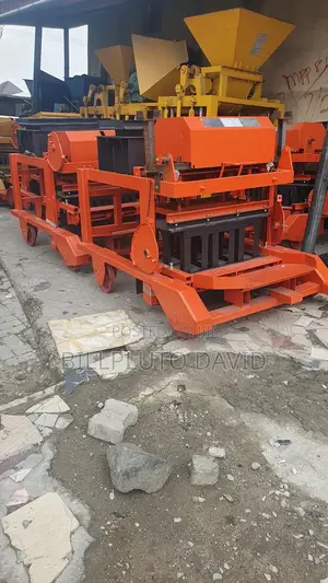 Concrete Block Making Machine