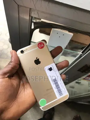 Photo - Apple iPhone 6 64 GB Gold