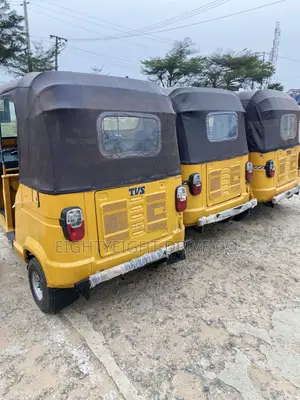TVS King Deluxe Plus iTouch Start 2023 Yellow