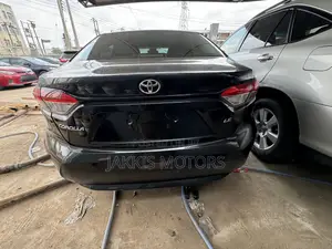 Toyota Corolla 2023 Black