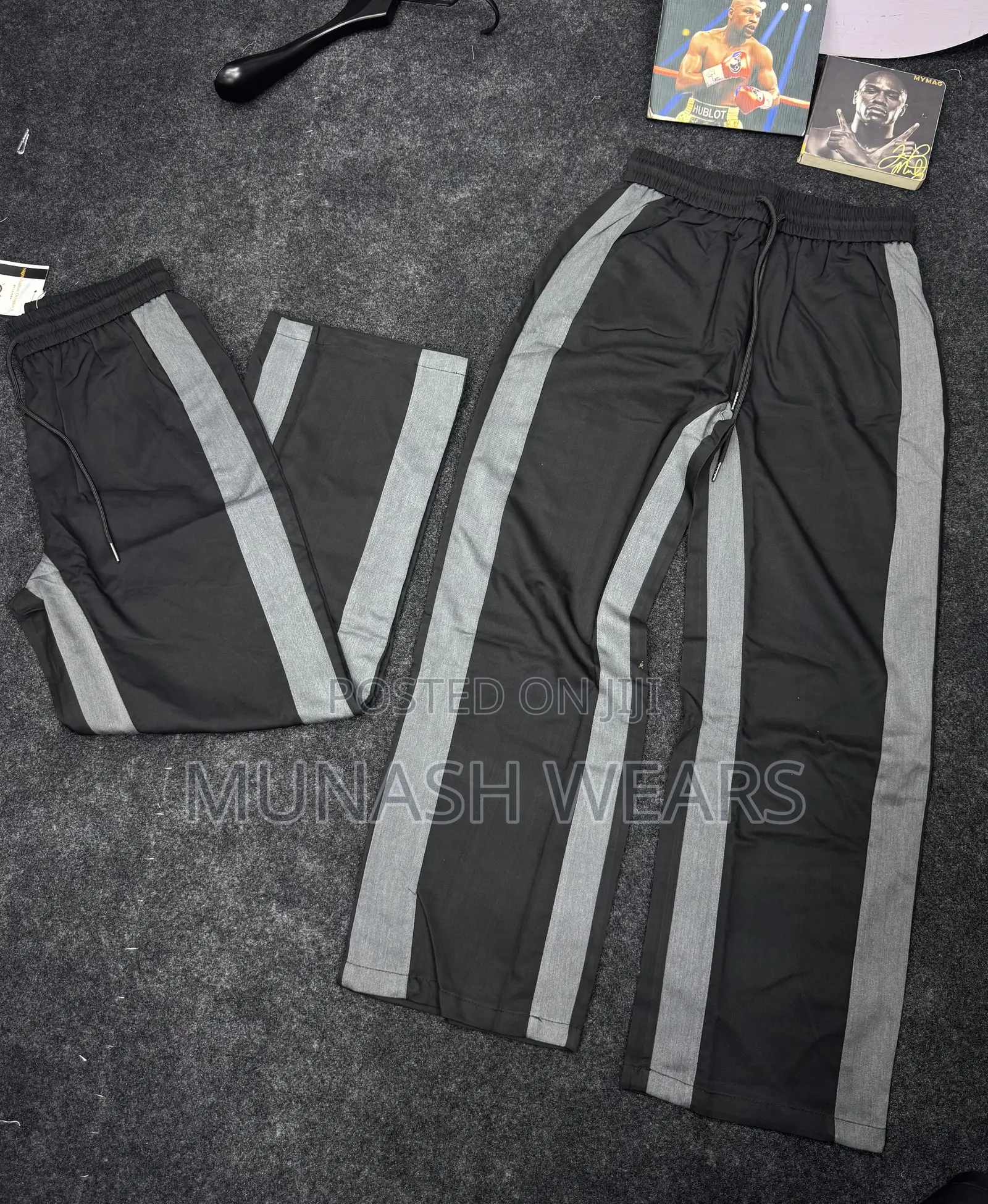 Armless and Flair Pant Combination