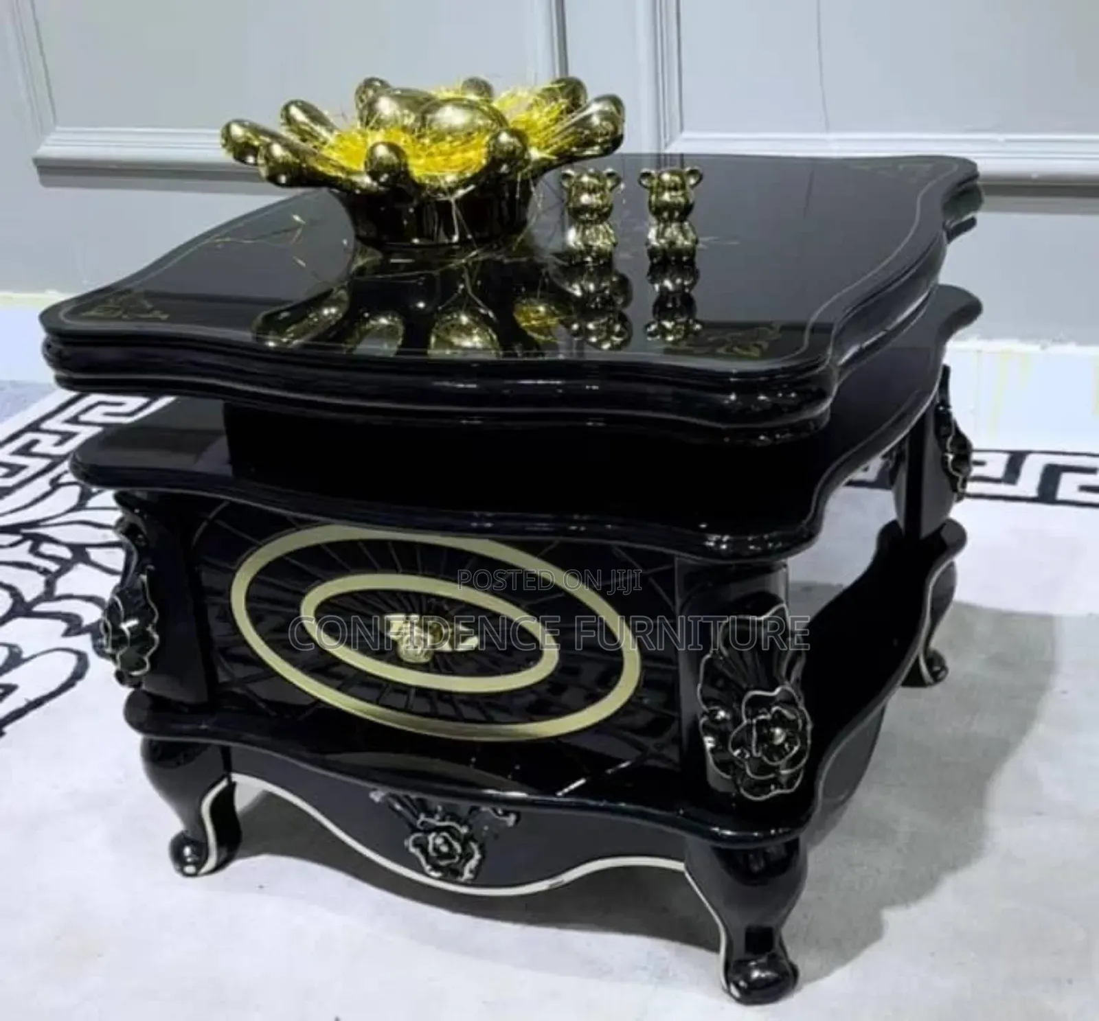 Quality Mini Royal Center Table
